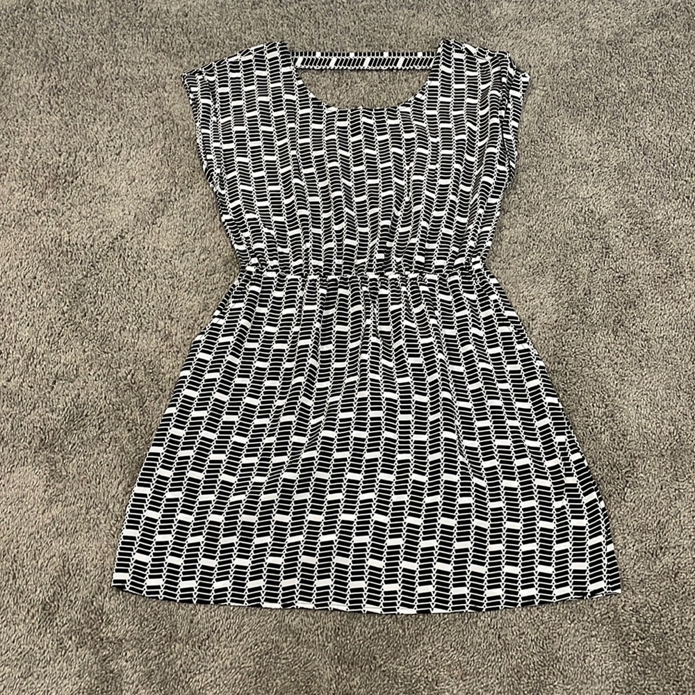 Hippie Rose size M dress.